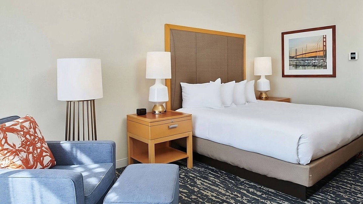 Berkeley House | Just What You Were Looking For! Pets Allowed, Bike Rental, Near Coit Tower!