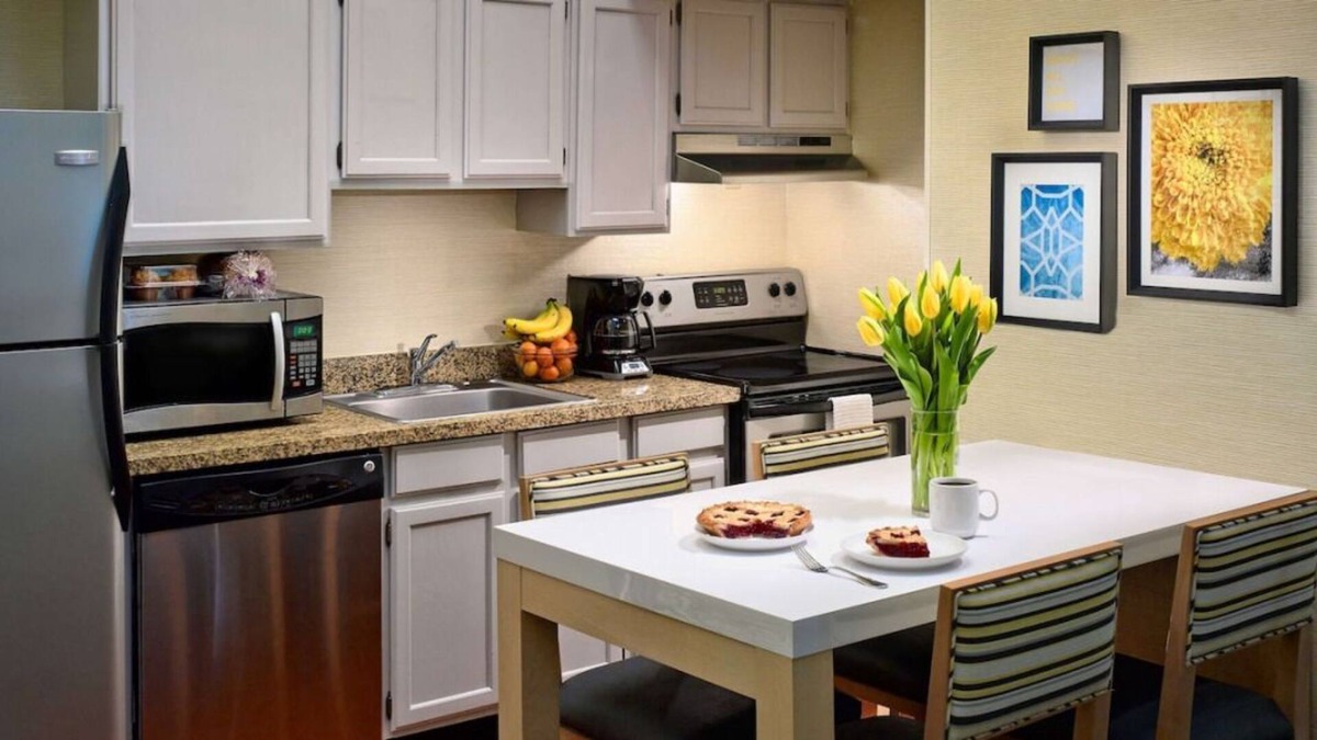 Eagan House | Just What You Were Looking For! 2 Pet-Friendly Units, Pool, Free Parking Onsite
