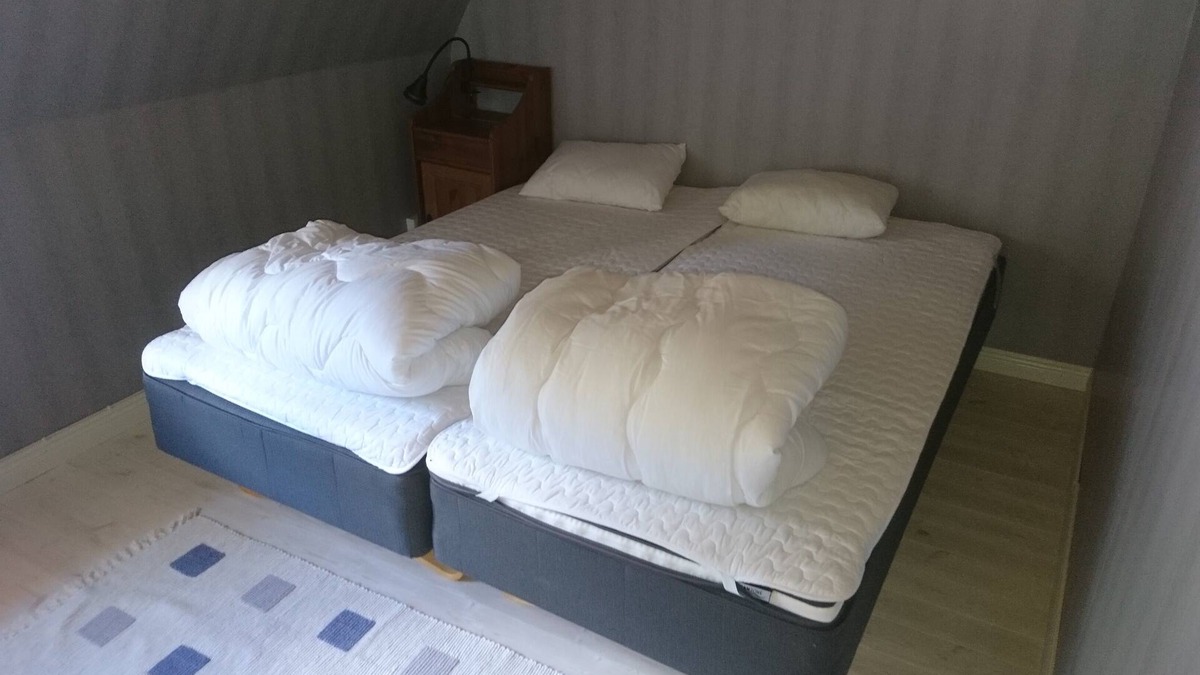 Kinda Municipality Bed & Breakfast | Källtorp B&B