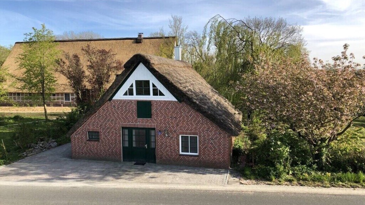 Balje House | Käthe am Deich Modern retreat