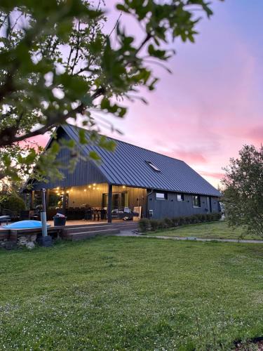 Rapla County House | Kõrvalhoone