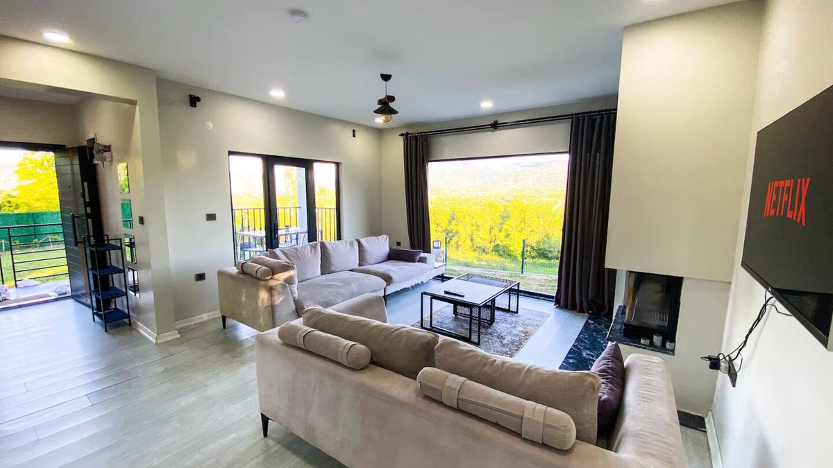 Bartin Villa | Küre Dağları Manzaralı Şömineli ve Bahçeli Villa