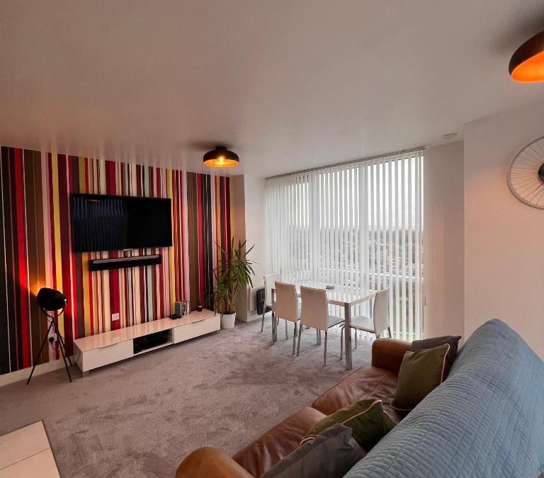 Hemel Hempstead Apartment | K D Tower Lux Apartment