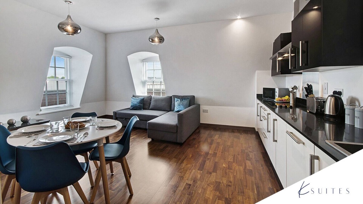 Welwyn Garden City Apartment | K Suites - Modern 2 Bed Apt in Central Area