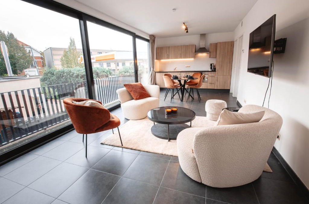 Zaventem Apartment | K&Y suites 2 Brussels airport 500m!