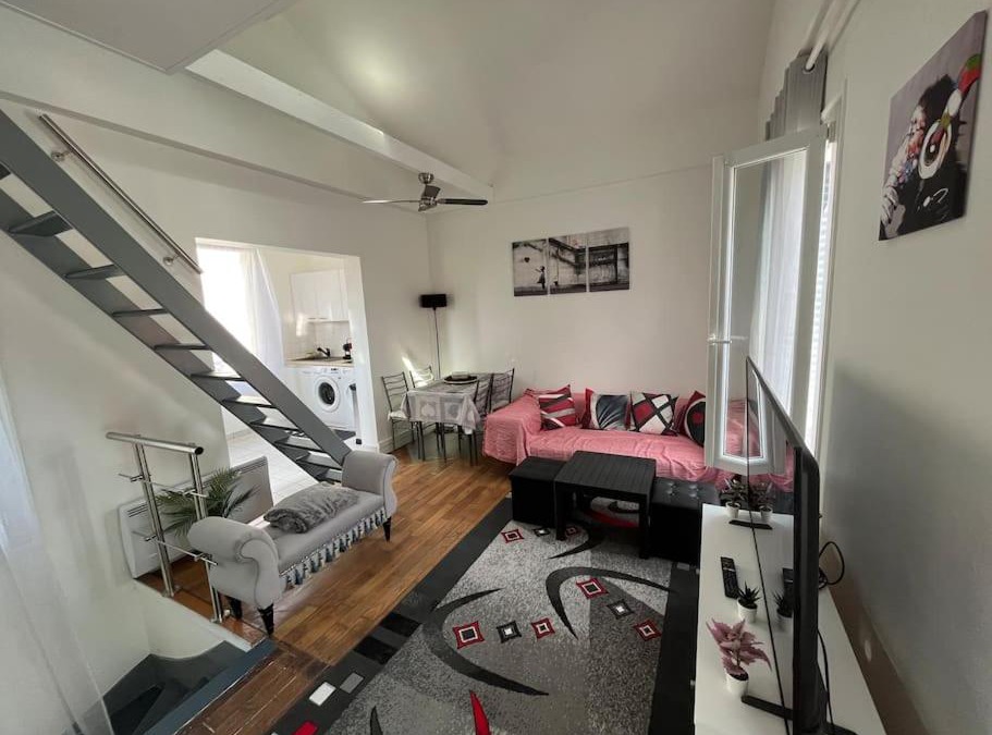 Bagneux House | K1 - Maison LOFT VERANDA - 15 min PARIS PARC EXPOS/5 chambres - 7 lits