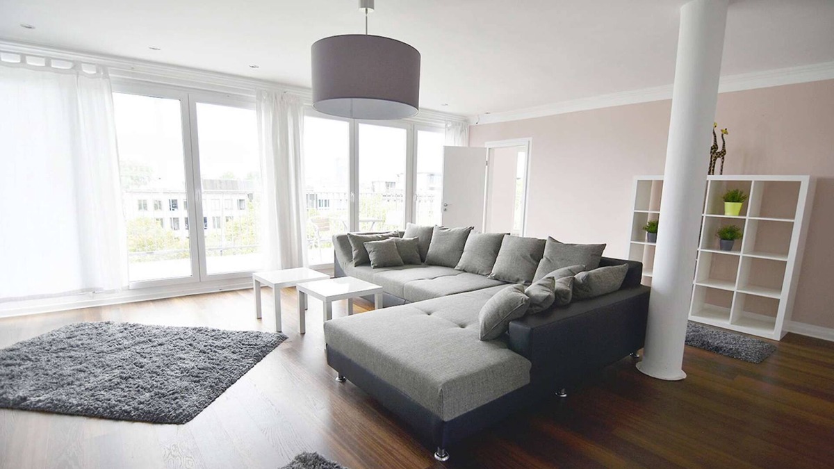 Altstadt-Nord Apartment | K68 penthouse apartment on Friesenplatz in the heart of Cologne with wrap-around terrace