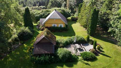 Inturkes seniunija House | Kačiūniškis