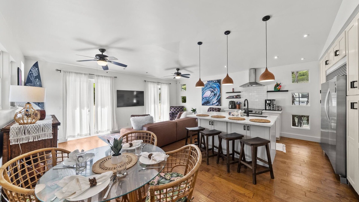 Ka'a'awa House | Ka'a'awa Hale by Gather: Home Near Beach & Kualoa Ranch w/Lanais & Ocean View
