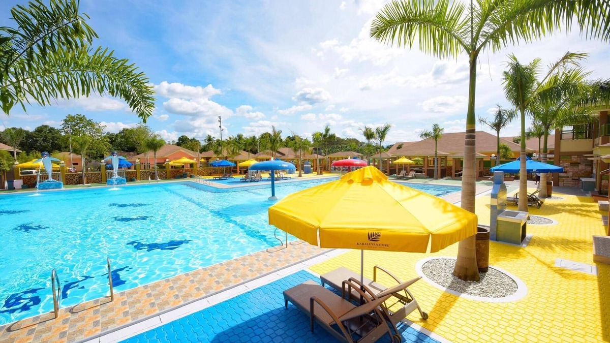 San Carlos Hotel | Kabaleyan Cove Resort powered by Cocotel