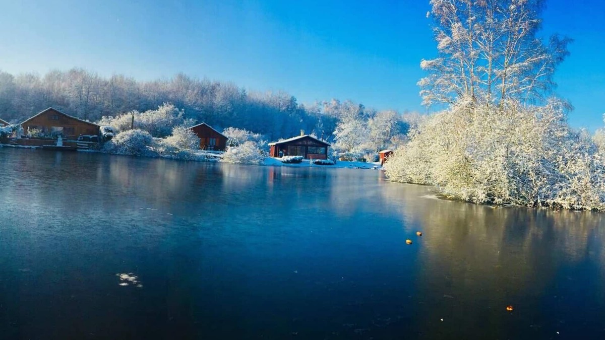 Muizon House | KÄBANE 85, Lodge with waterfront spa