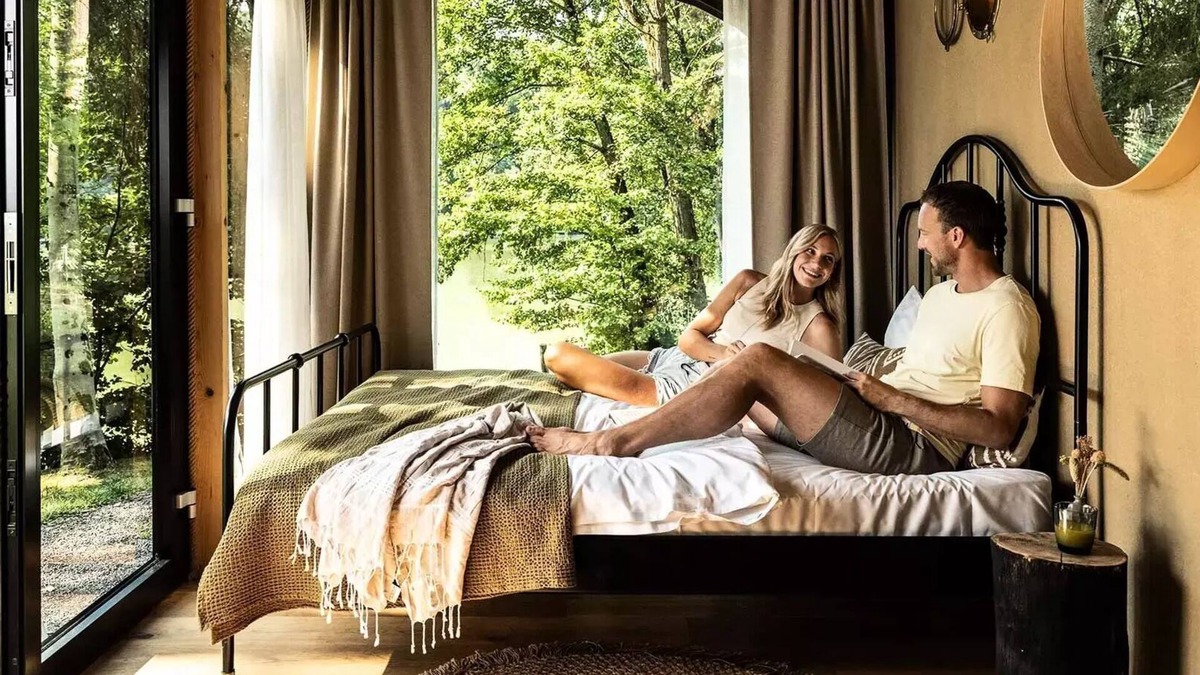 Tisina House | Kabine 4 Erwachsene + 1 Kind bis 17 Jahre - Blick auf den See und Holzzelt