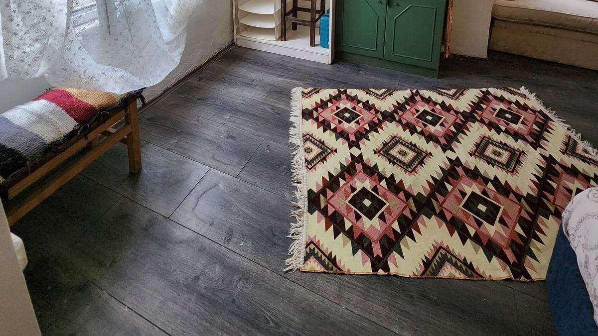 Rasimpasa House | Kadıköy Rasimpaşa-Tarihi Yeldeğirmeni / Müstakil Küçük Ev / Küçük Özel Oda