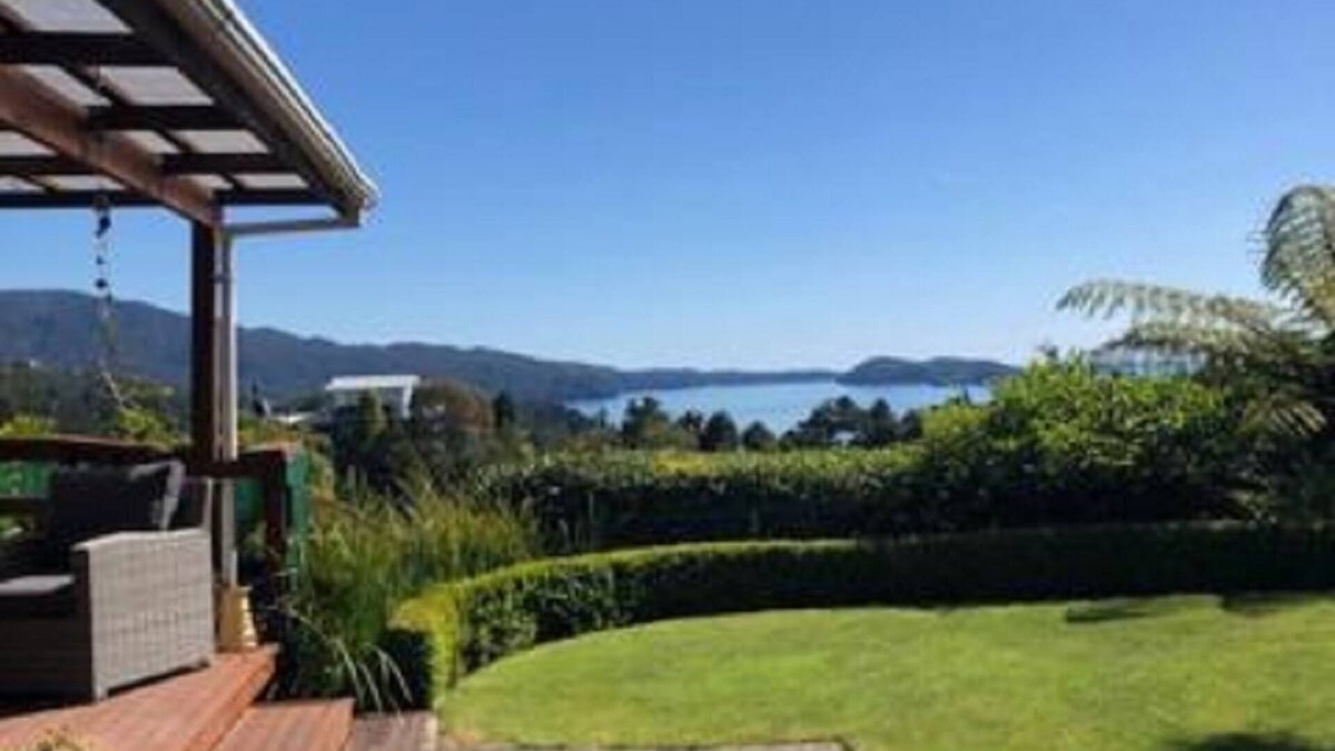 Ngaio Bay House | Kaiteriteri. NZ . Something Special. (Self contained) Luxury.