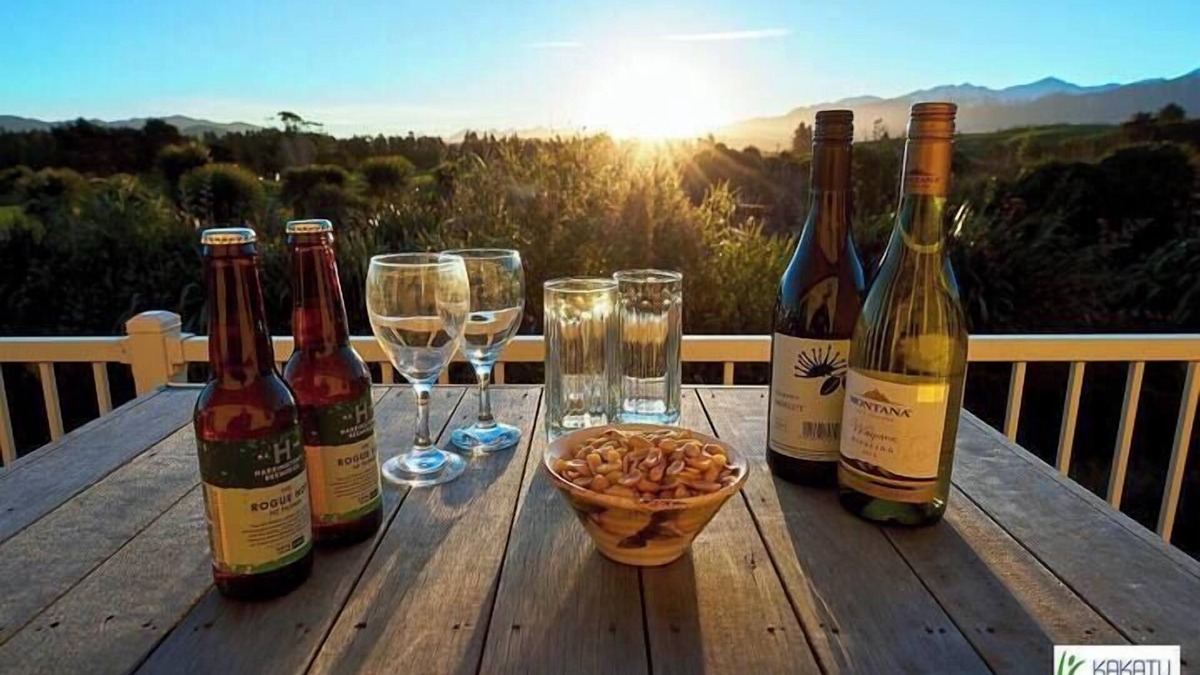 Kaikoura Apartment | Kakatu Retreat - Sleepy Hollow, Kakatu Retreat | Sleep Hollow | Breakfast Included