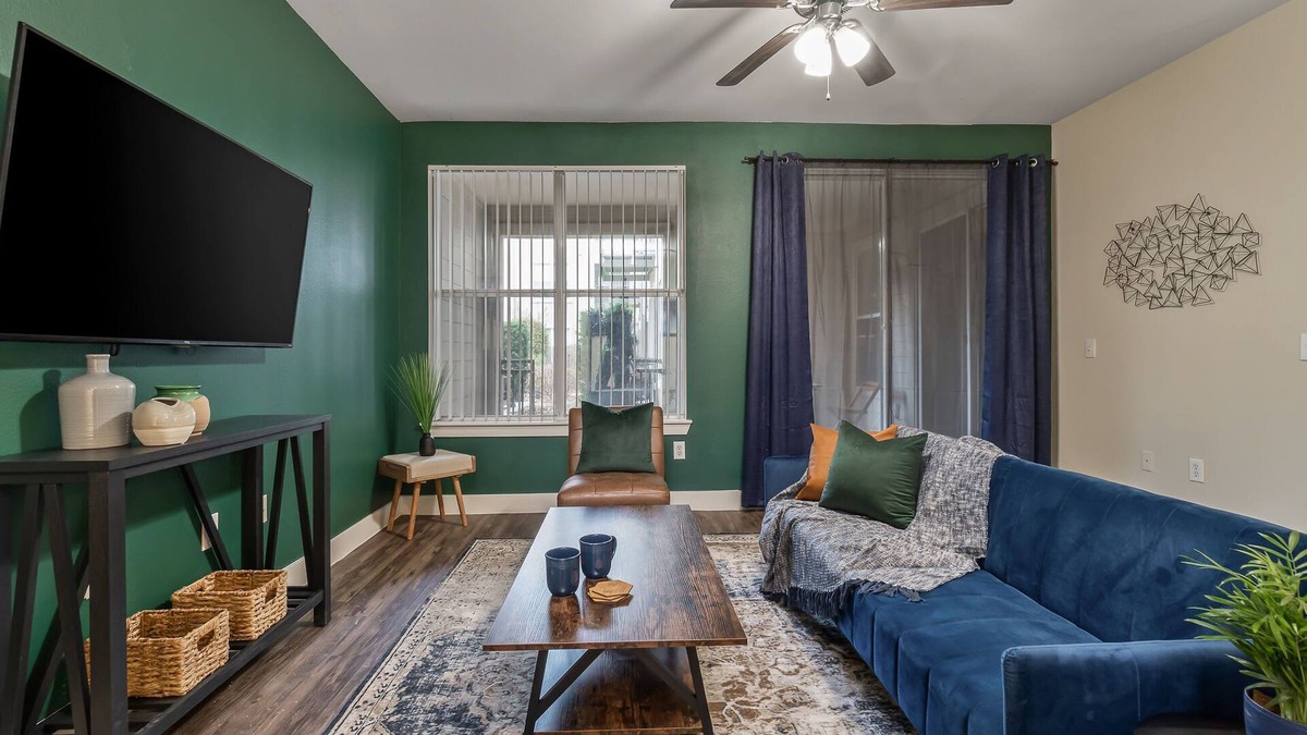 Park Central Apartment | Kaleidoscope Near Galleria/Medical City