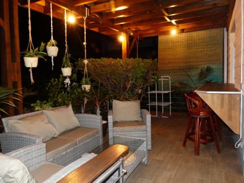 Pirae House | Kalihai Inn