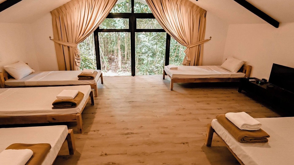 Cavinti Hotel | Kaliraya Surf Kamp by Eco Hotels