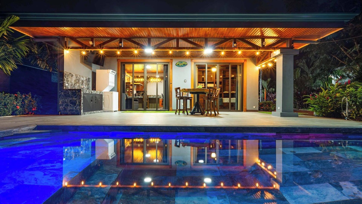 Penas Blancas Villa | Kaluma Sloth Farmstay Villa La Fortuna