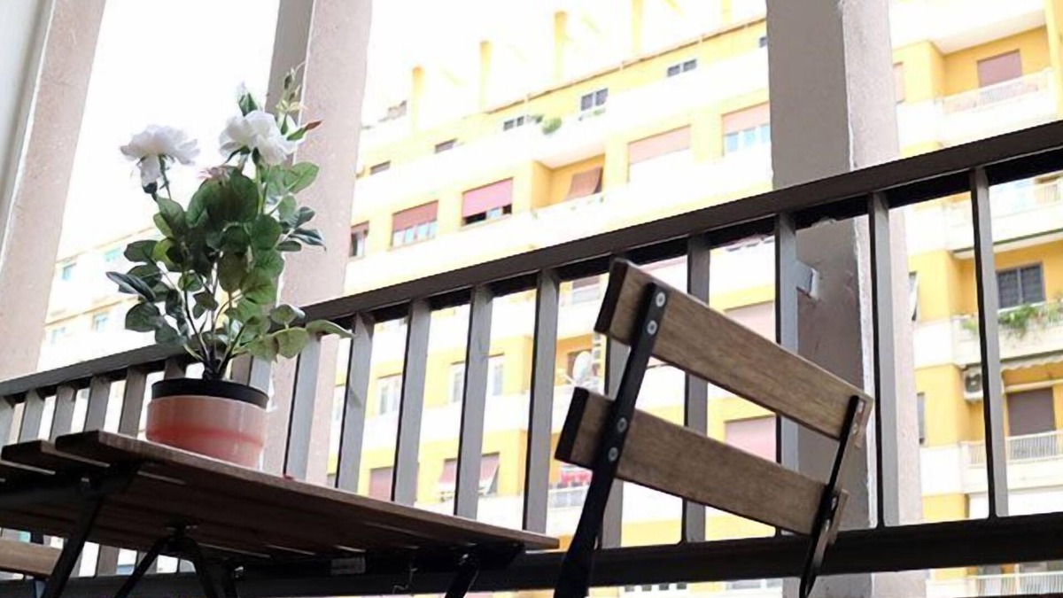 Quartiere XVII Trieste Apartment | KAMCHŪ APARTMENTS VIALE LIBIA: DOUBLE BEDROOM with BALCONY #D1
