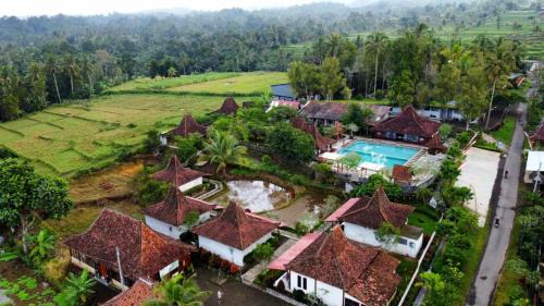 Kayangan Villa | Kampoeng Joglo Ijen