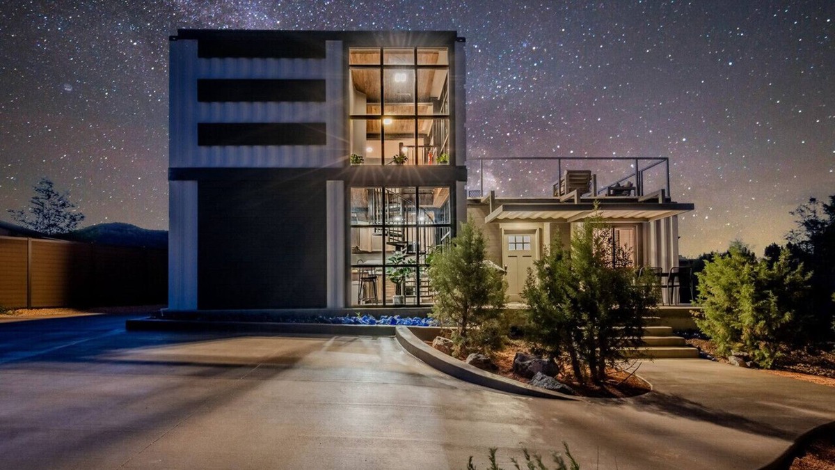 Kanab House | Kanab Cube + Shipping Cube Rental Experience!
