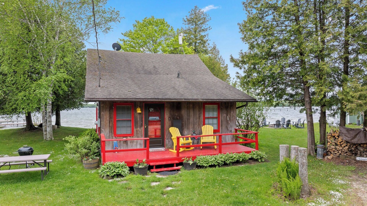 Baileys Harbor Cabin | Kangaroo Kabin on Kangaroo Lake - playground for kids!