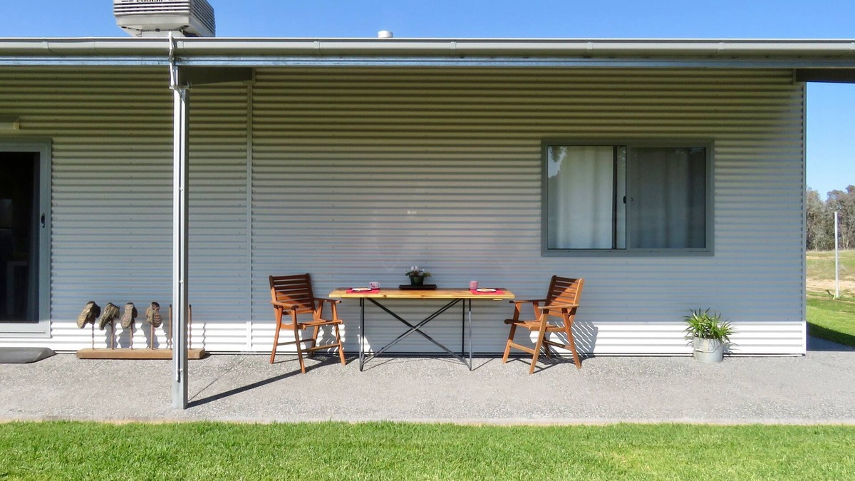 Bumbaldry Cottage | Kangarooby Cottage – A Peaceful Off-grid escape