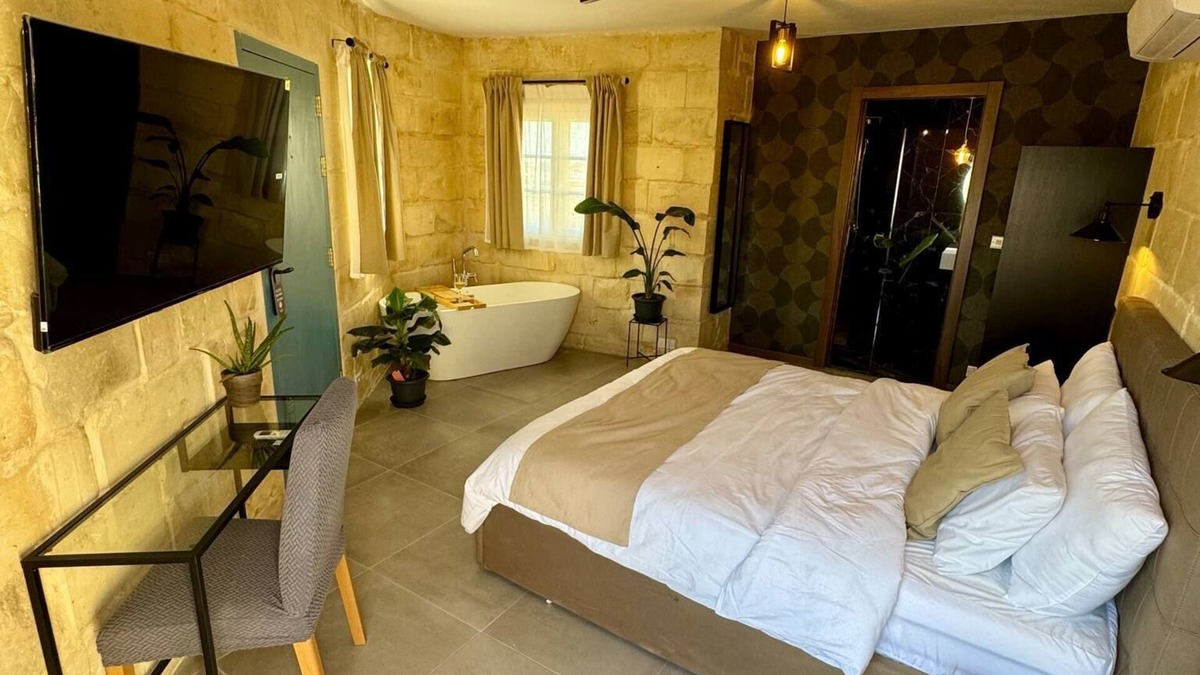 Zurrieq Bed & Breakfast | Kappella Boutique - Room 8