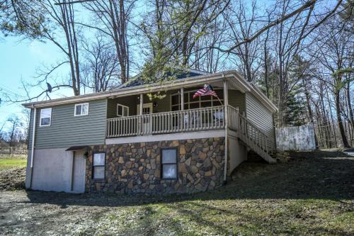 Thayerville House | Kare Bear Cabin
