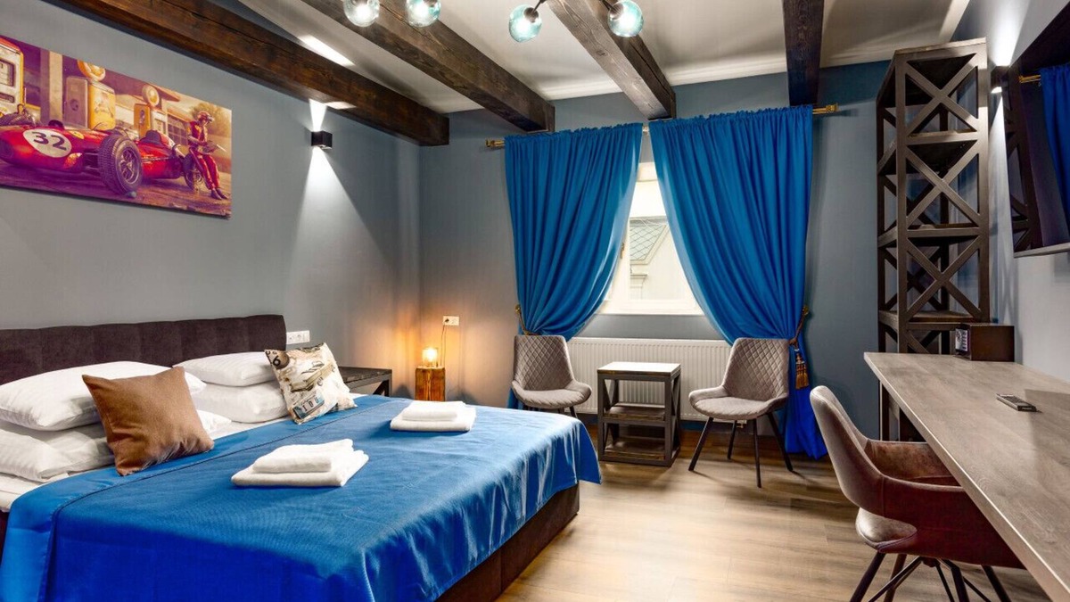 Karlovy Vary Apartment | Karlovy Charme Inn: Deluxe 1BR Apt No.634