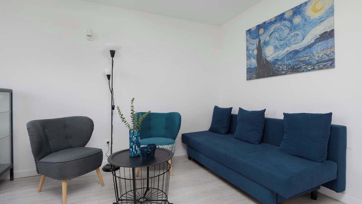 Muranow Apartment | Karmelicka 19 | Warsaw | Bright Apartment | Near Centre
