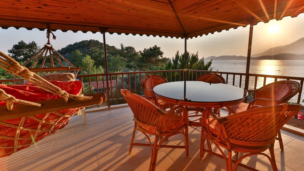 Kas Apartment | Kas Holiday Rental with Stunning Sea View and Swimming Pool (4 people)