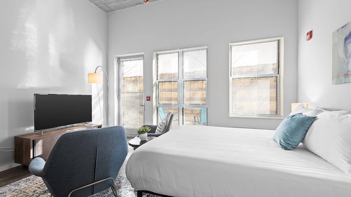 South Side Flats Apartment | Kasa | Studio, Marina in SouthSide | Pittsburgh