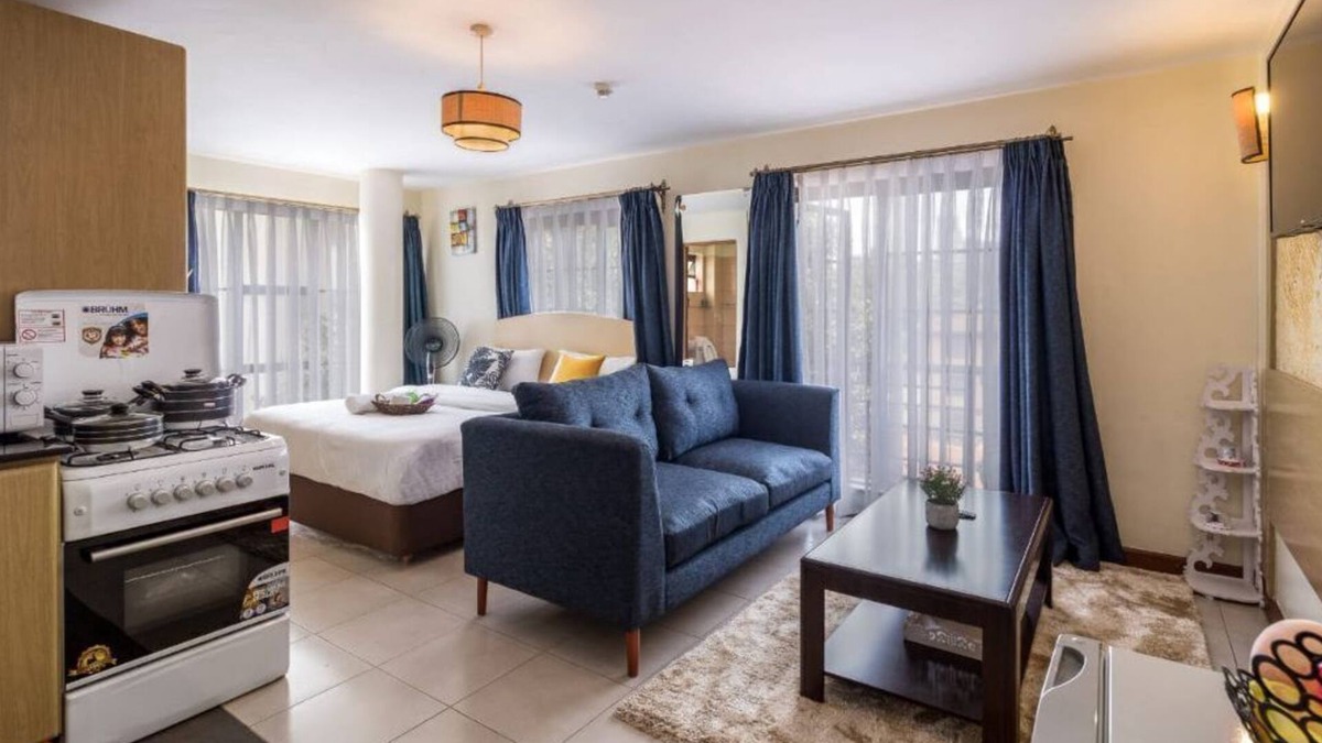 Ngara West Apartment | Kasri Saphire @Mvuli. Stylishly furnished. Fast wifi. King size bed. Cosy