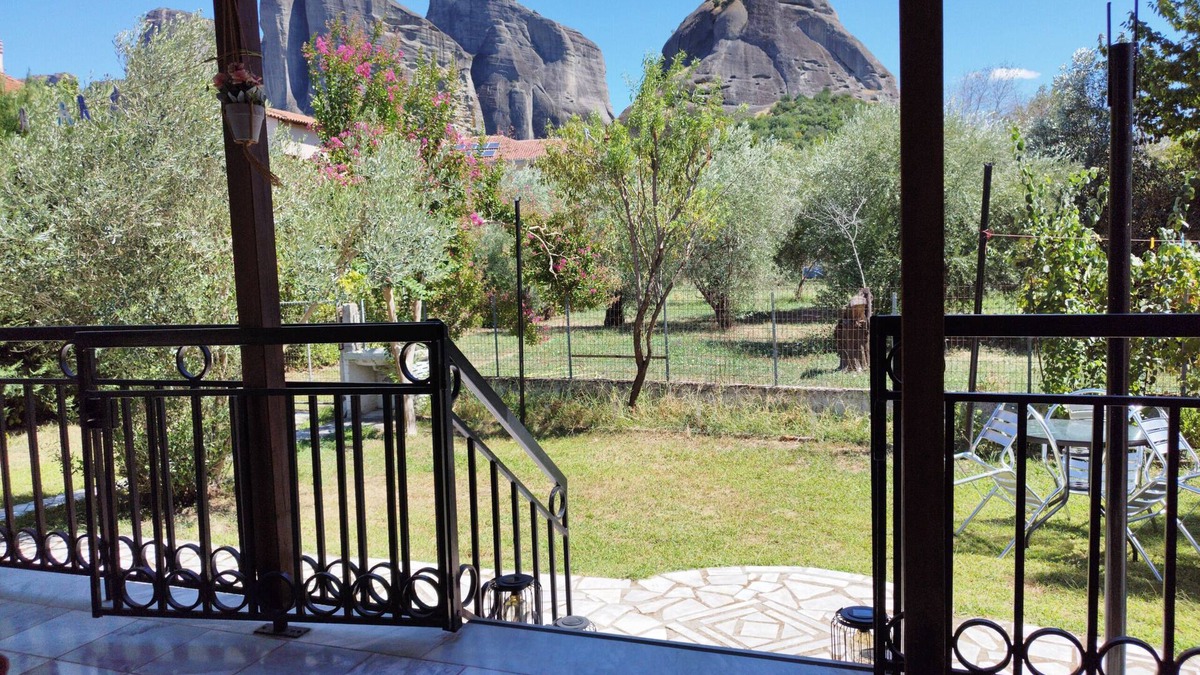 Kastraki House | Kastraki House with a view