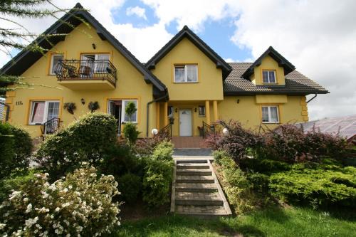 Borzestowska Huta House | Kaszubski Dworek