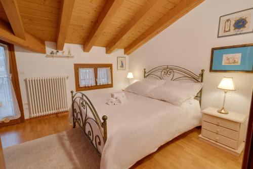 Gorizia Apartment | Katja's Flower Valley - 90m2 Apartment