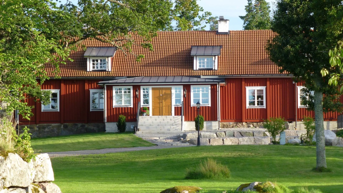 Stora Mellosa Hotel | Katrinelund Gästgiveri & Sjökrog