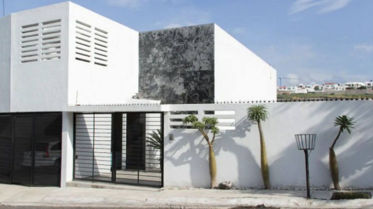 Queretaro Apartment | Kava I " Quédate con nosotros"