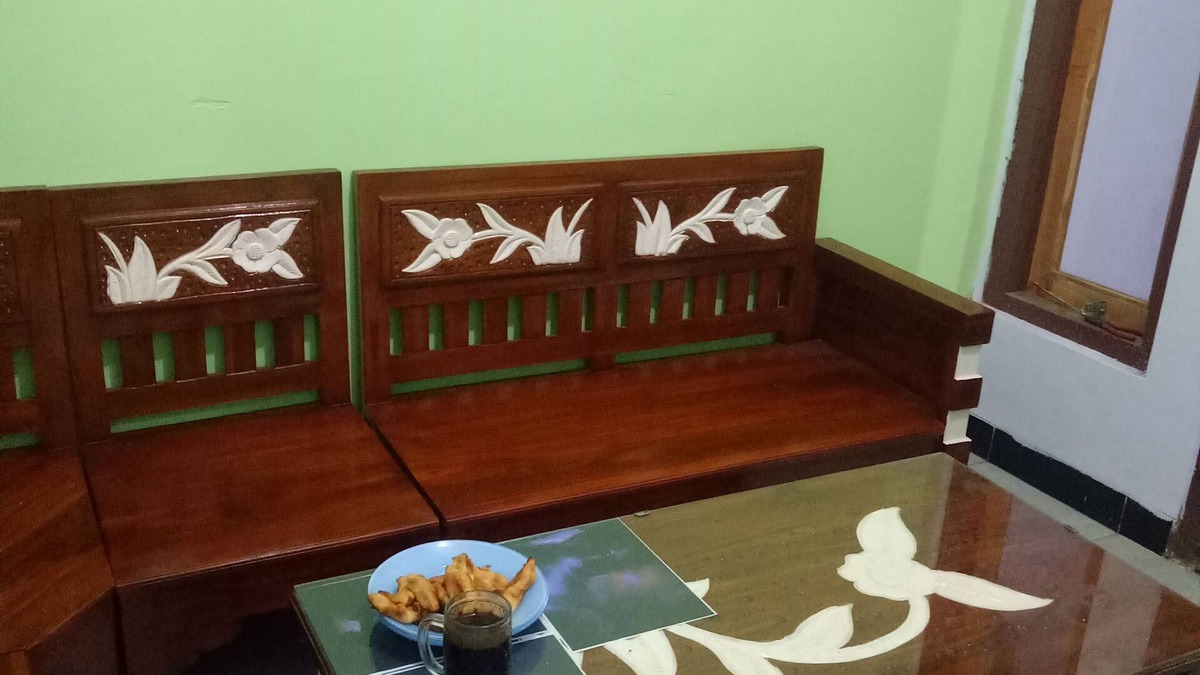 Tamansuruh House | Kawah Ijen Guest House