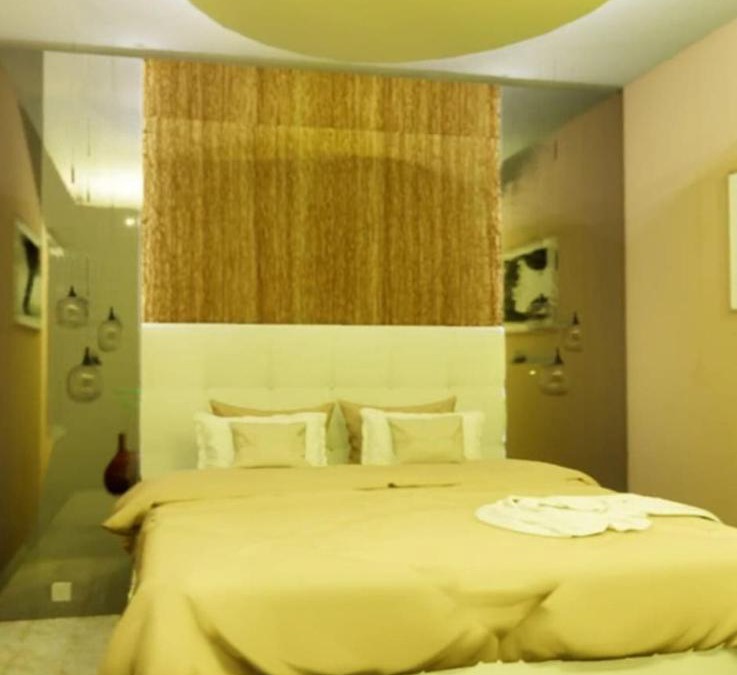 Karo Hotel | Kawan Lama