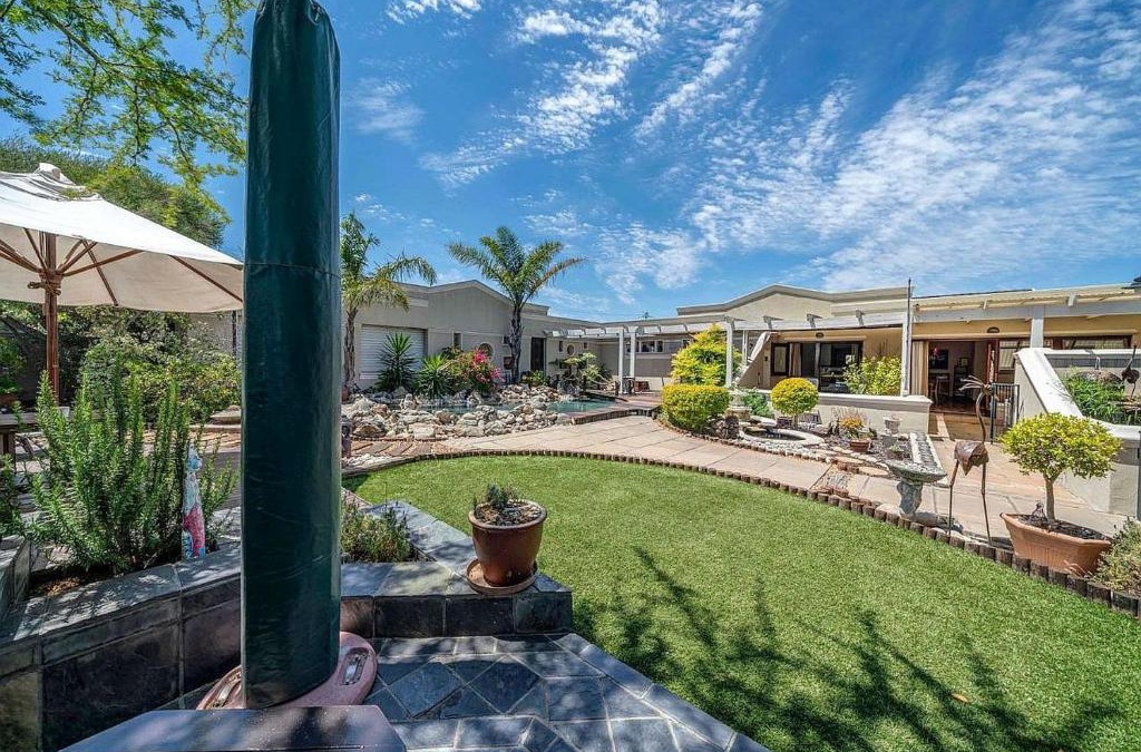 Plumstead House | Kaya La Provence