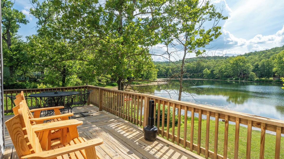 Hardy Cabin | Kayaks - Lakefront Home - Kiwanie Lodge East