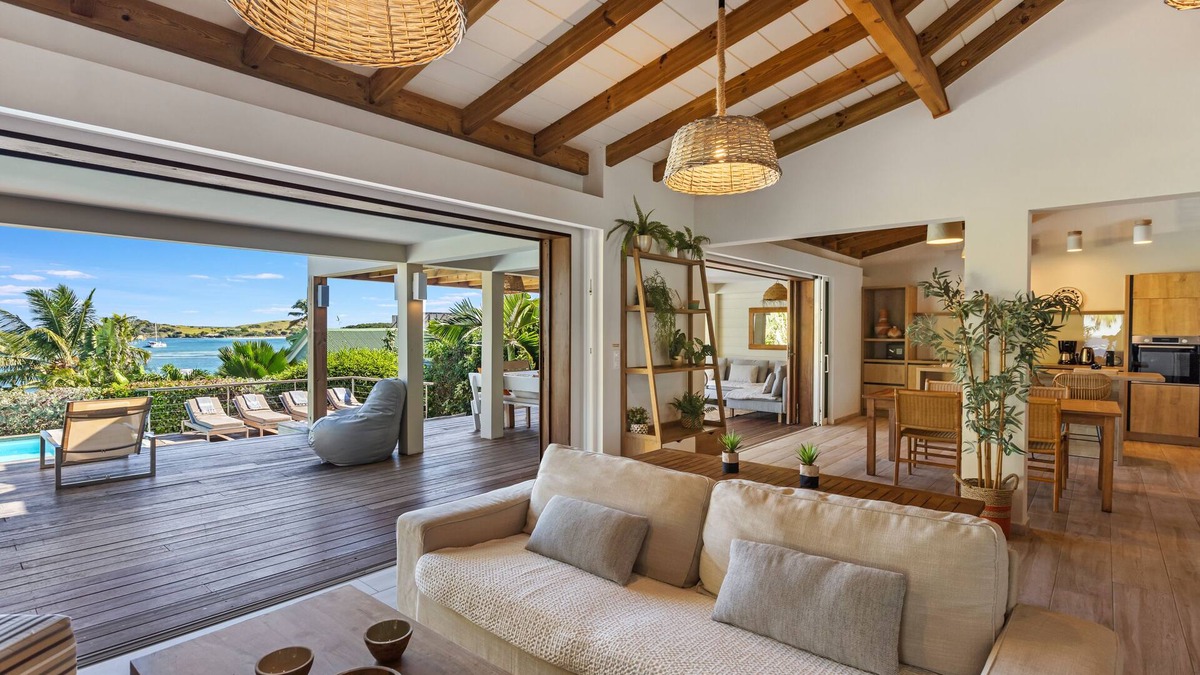 Cul de Sac Villa | ☀️ 🏖️ Kayaks, snorkeling gear, water access, optic fiber WiFi and AC