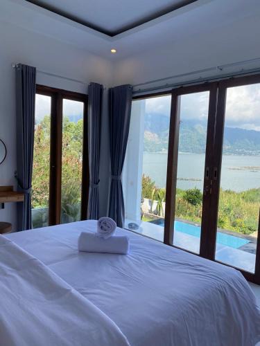 Toya Bungkah Bed & Breakfast | Kayana Lake View