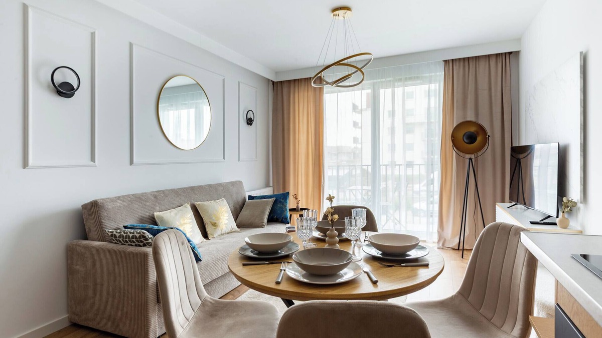 Gdansk Apartment | Kazimierza Wielkiego Soft Glam Apartment