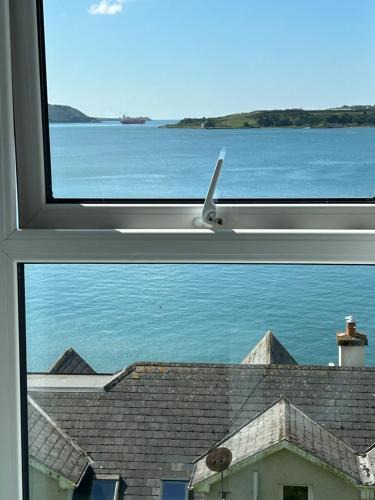 Cobh Apartment | KCM Urban Retreats