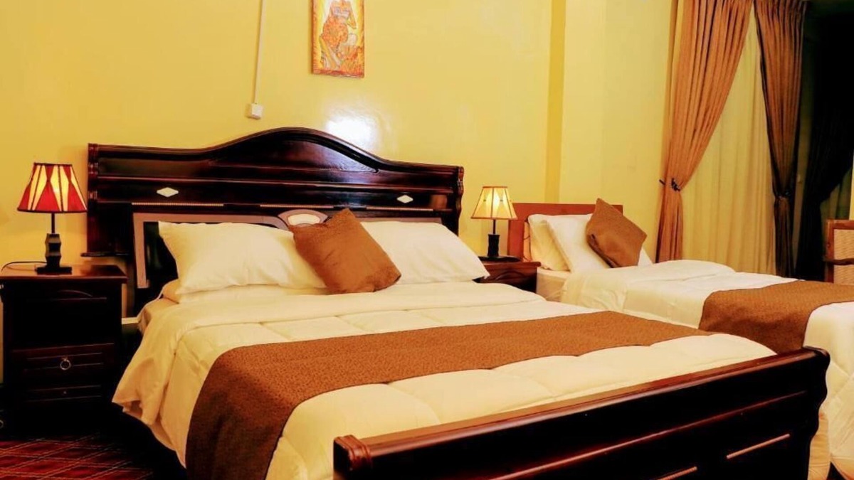 Yeka House | Keba Guesthouse Twin Room with Private Bathroom