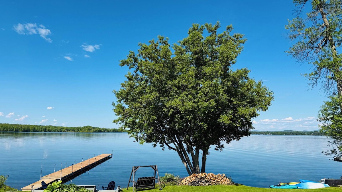 South Hero Cottage | Keeler Bay Lakefront 2BR Cottage -Catamount-